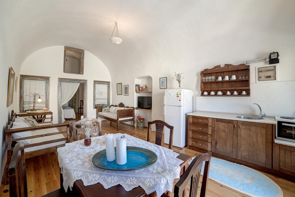 Guest House Kalitsi Santorini Island ห้อง รูปภาพ