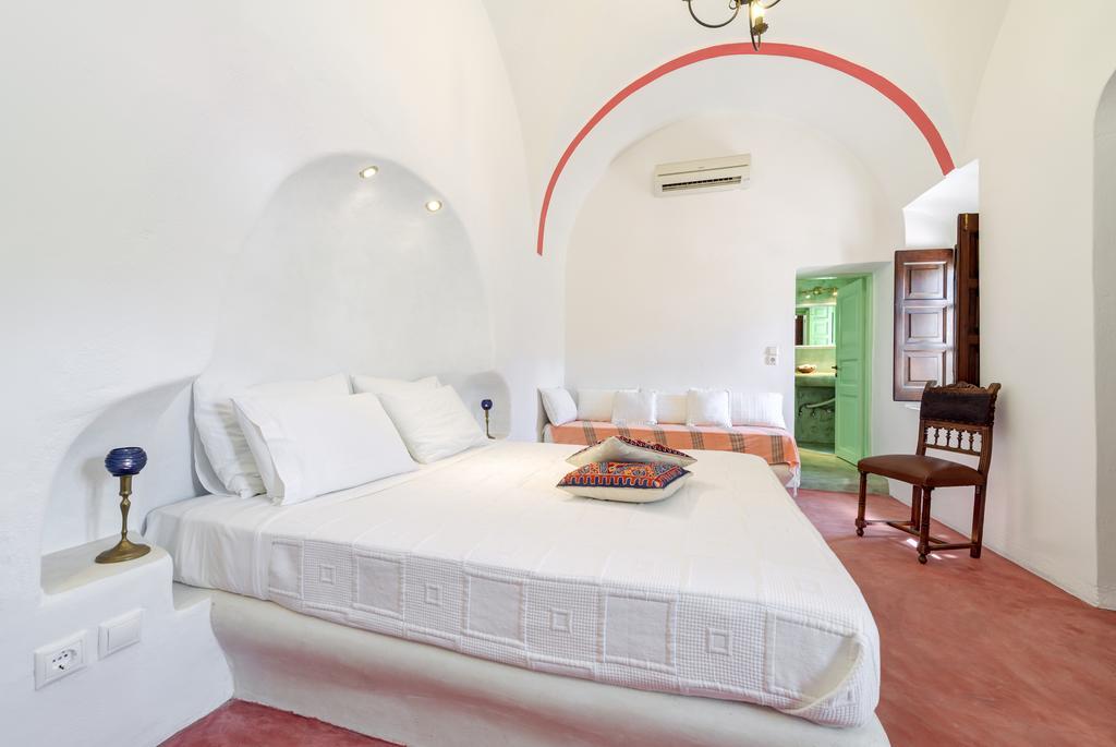 Guest House Kalitsi Santorini Island ภายนอก รูปภาพ